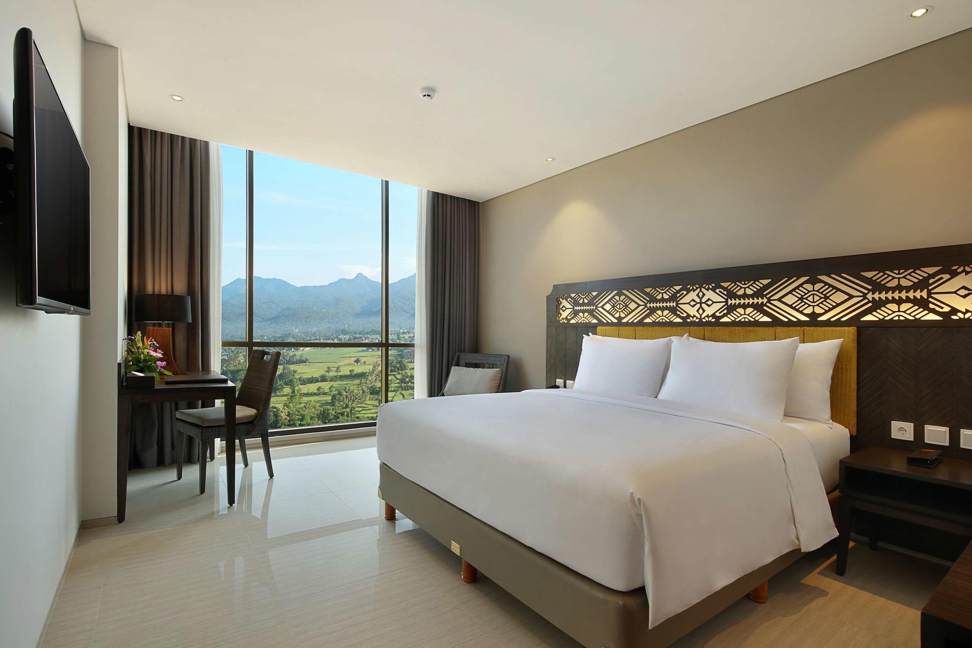 Lombok Astoria Hotel Mataram Buitenkant foto