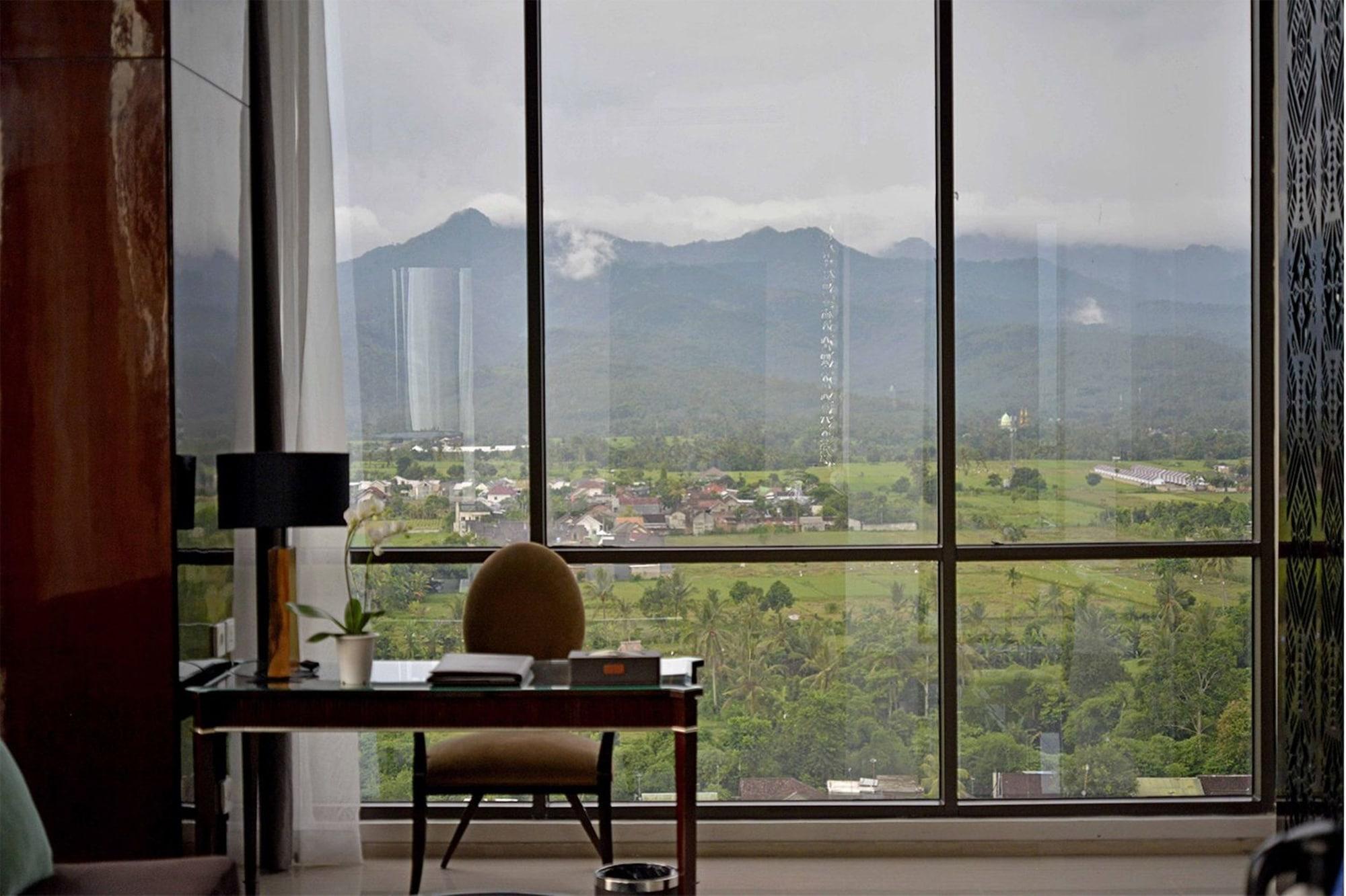 Lombok Astoria Hotel Mataram Buitenkant foto