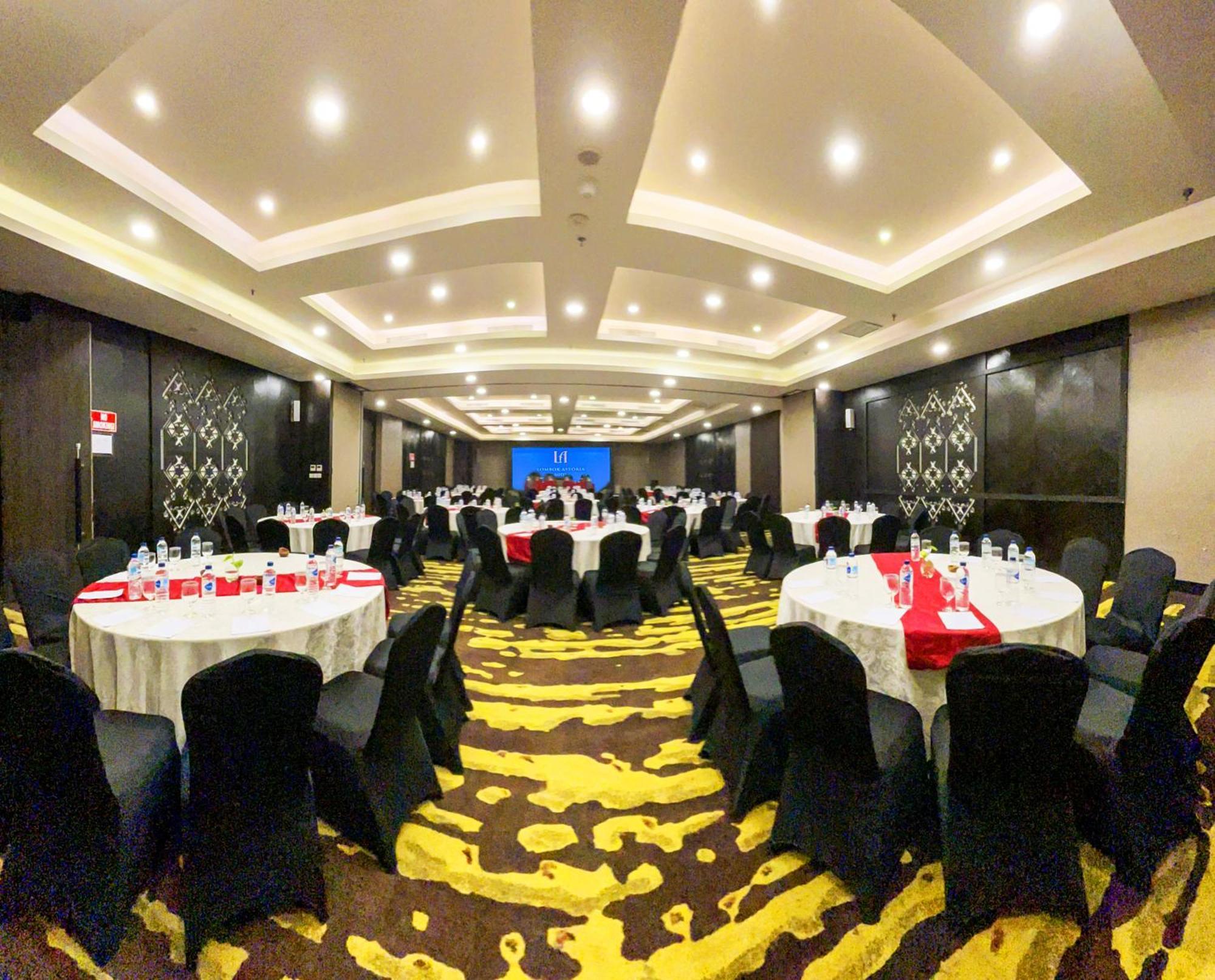 Lombok Astoria Hotel Mataram Buitenkant foto