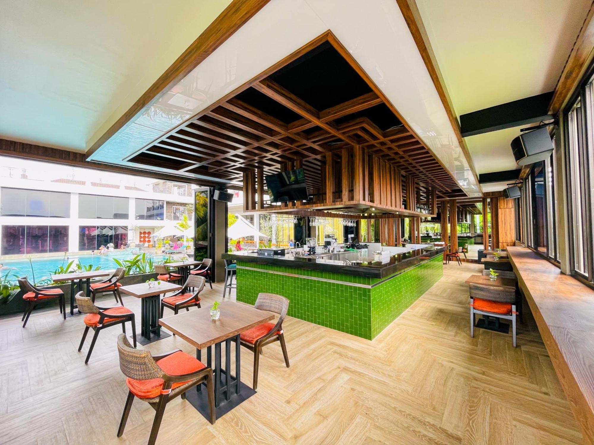 Lombok Astoria Hotel Mataram Buitenkant foto
