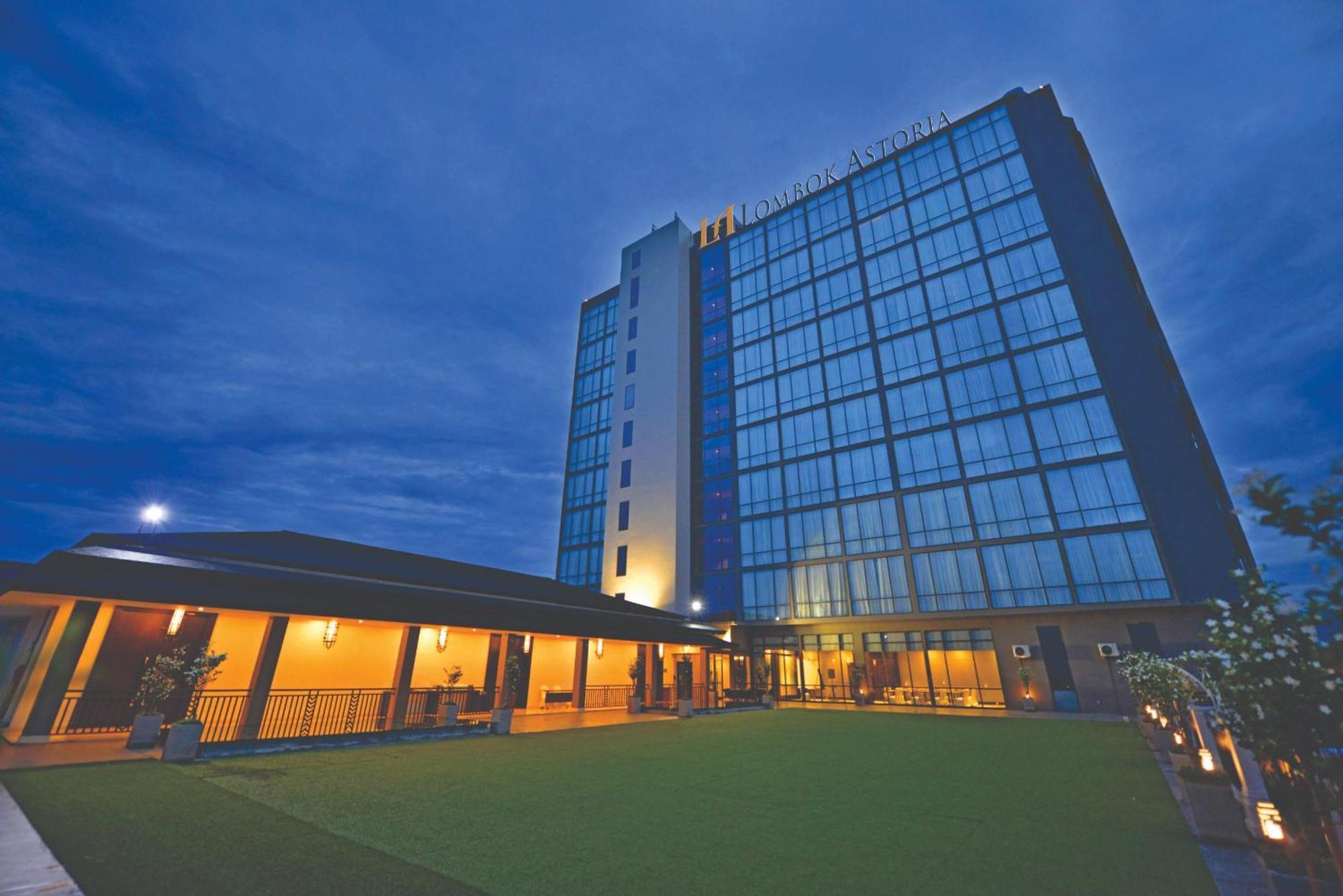Lombok Astoria Hotel Mataram Buitenkant foto