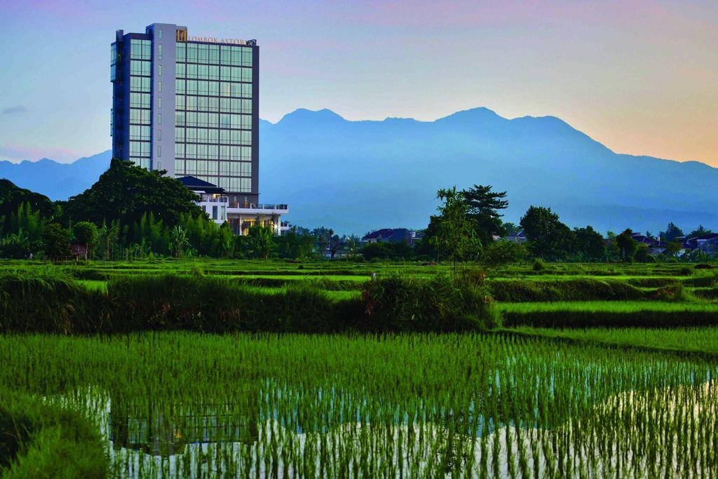 Lombok Astoria Hotel Mataram Buitenkant foto