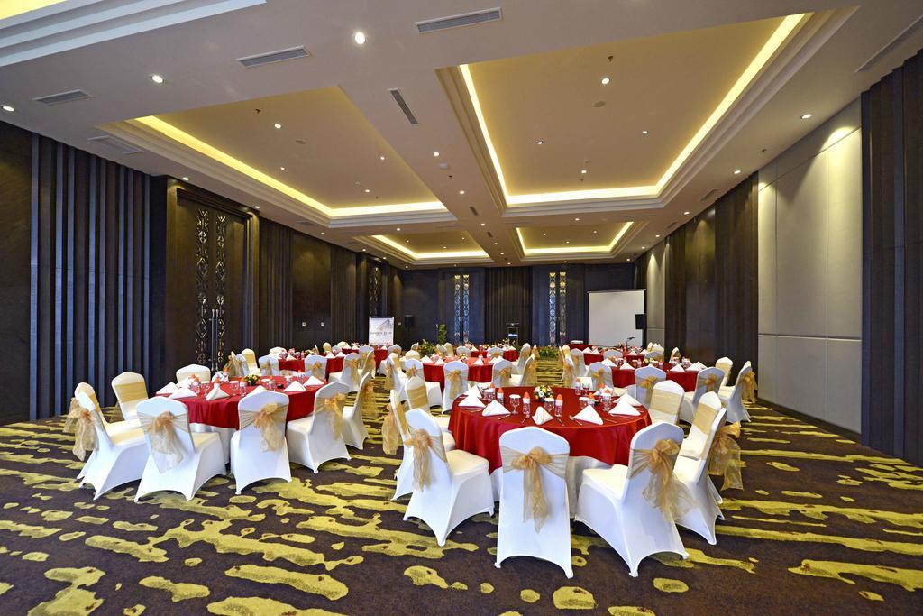 Lombok Astoria Hotel Mataram Buitenkant foto