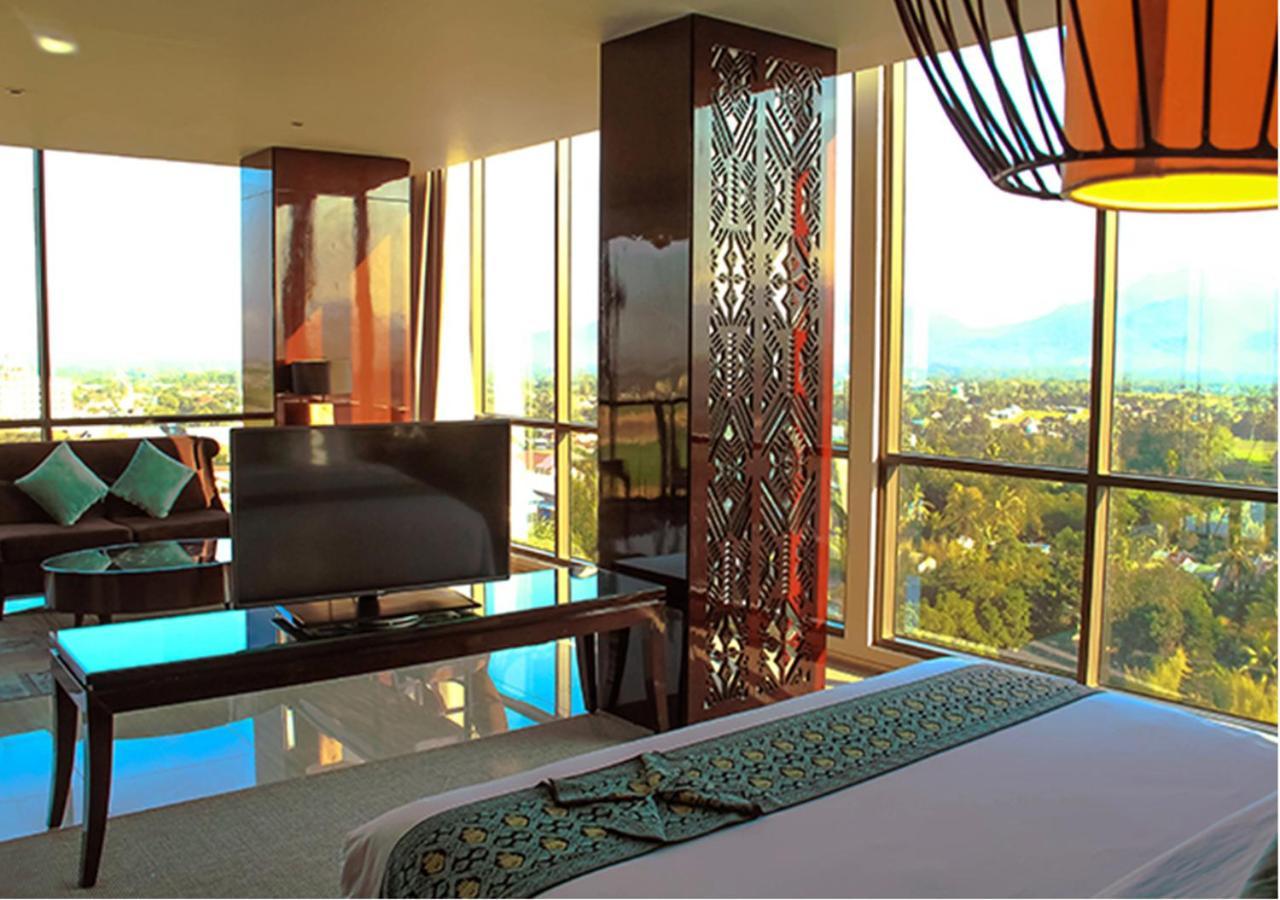 Lombok Astoria Hotel Mataram Buitenkant foto